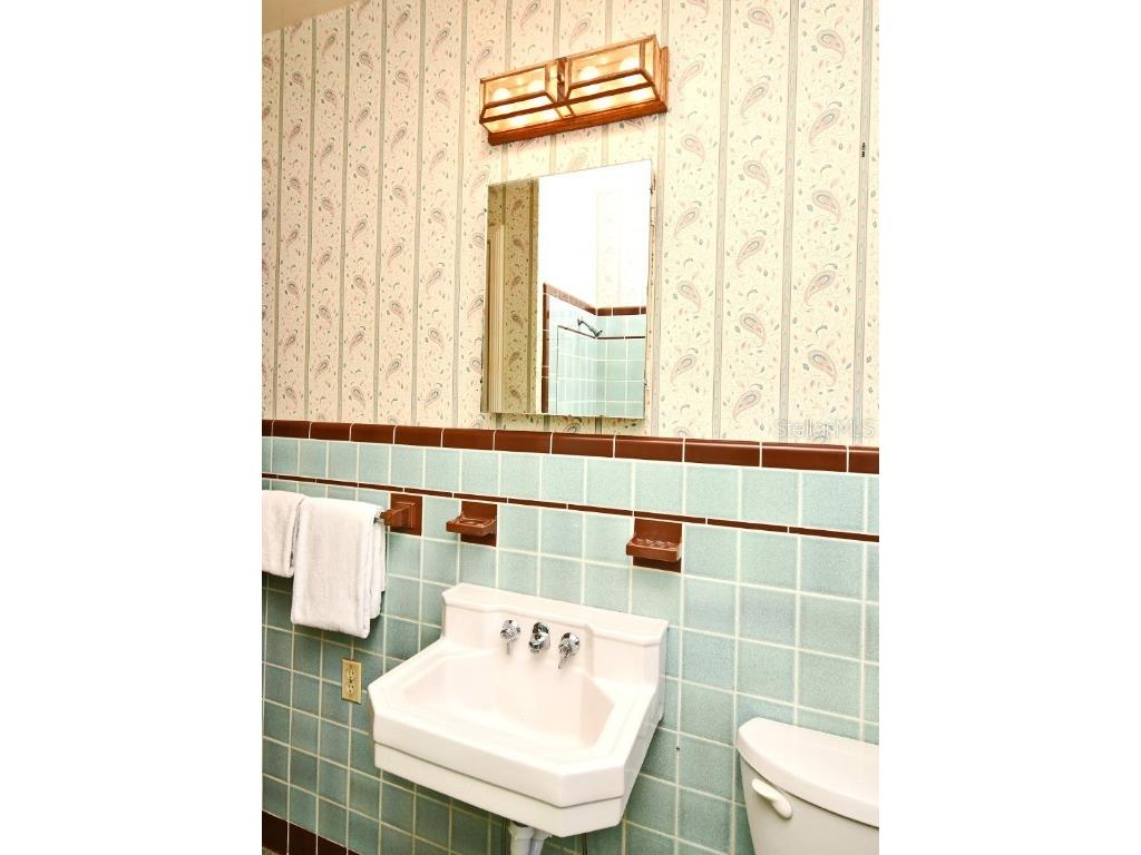 1606 Orangewood Avenue Orlando FL 32806 O6320290 image30