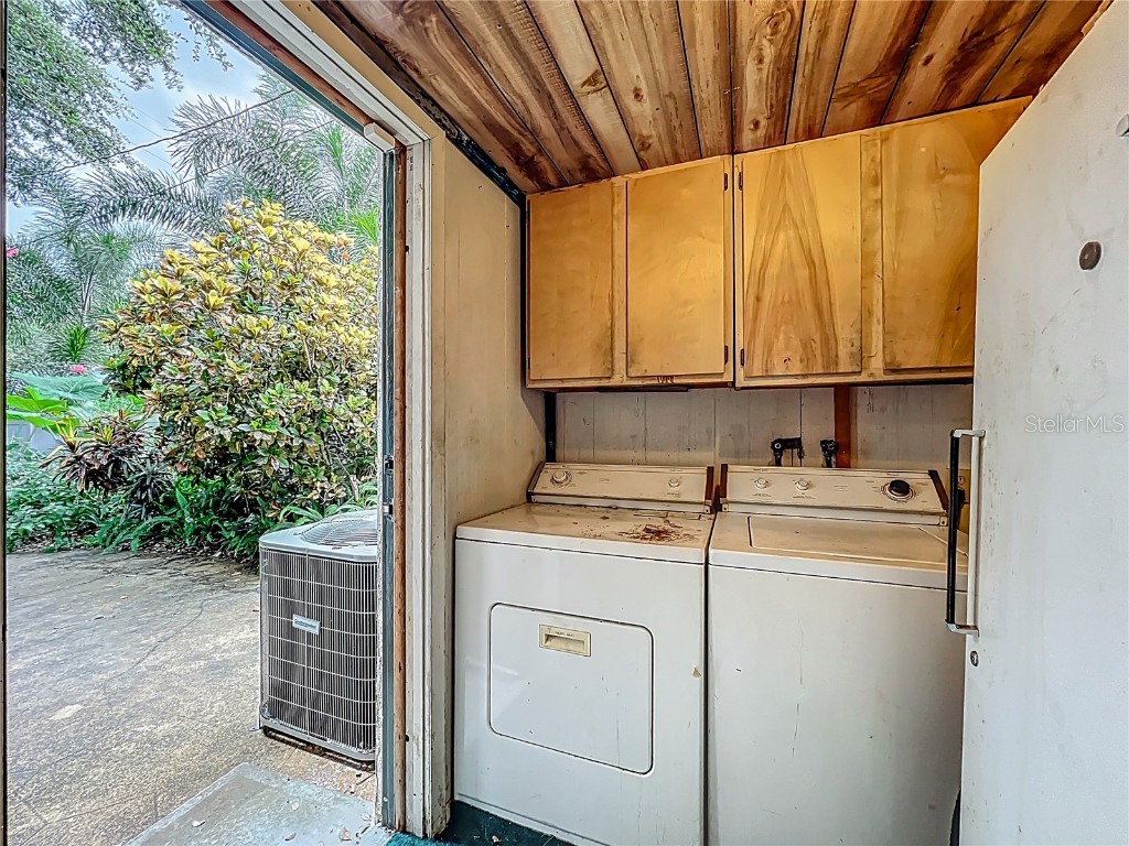 1606 Orangewood Avenue Orlando FL 32806 O6320290 image47