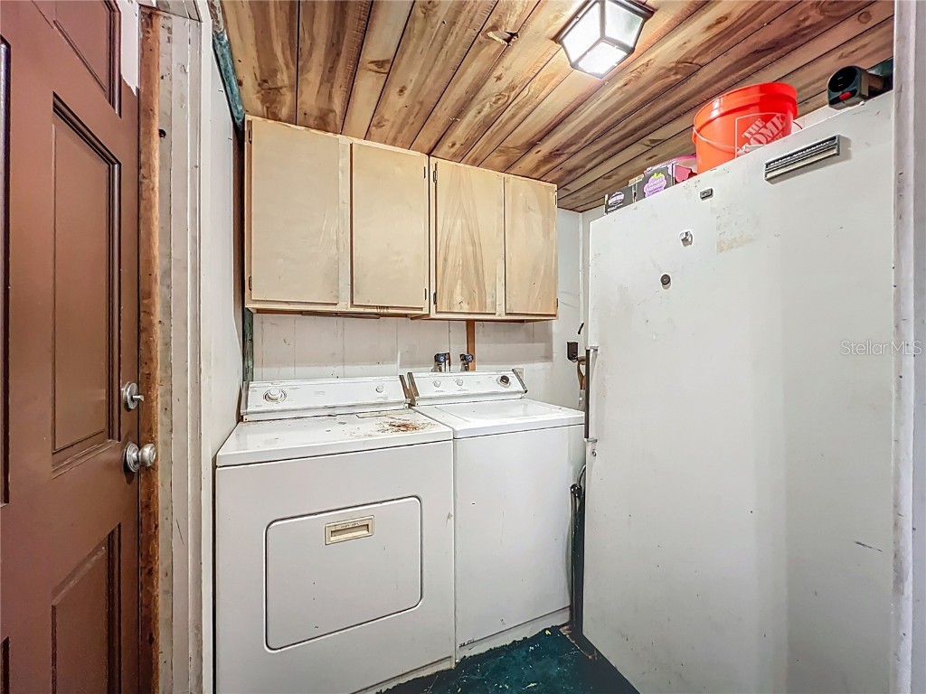 1606 Orangewood Avenue Orlando FL 32806 O6320290 image48