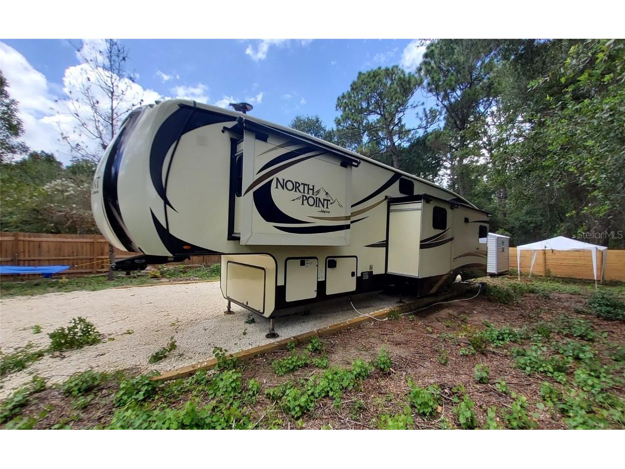 16067 SE 13th Street Ocklawaha FL 32179 - North Lake O6337907 image15