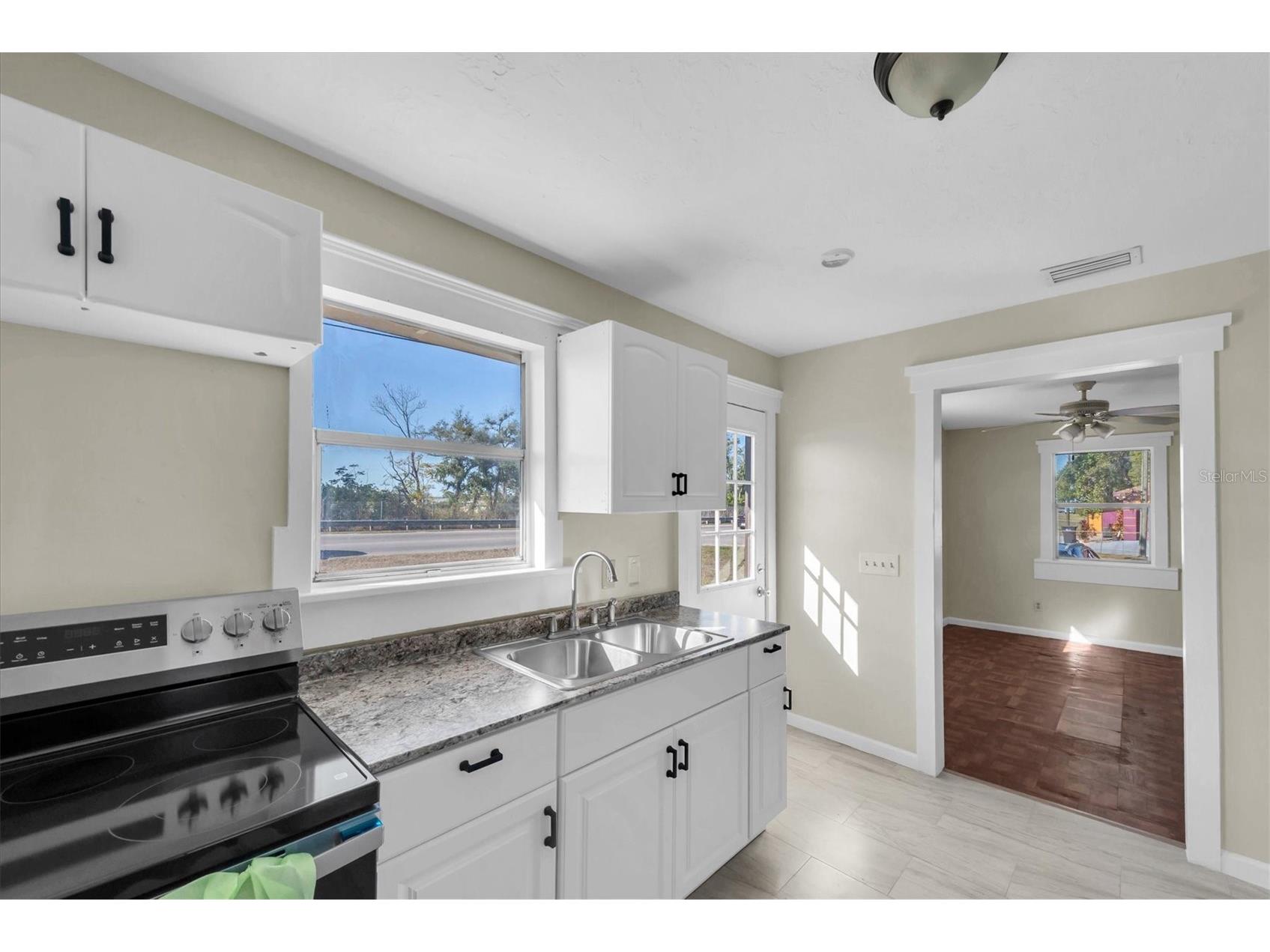 1607 18th Street E Palmetto FL 34221 TB8459840 image6