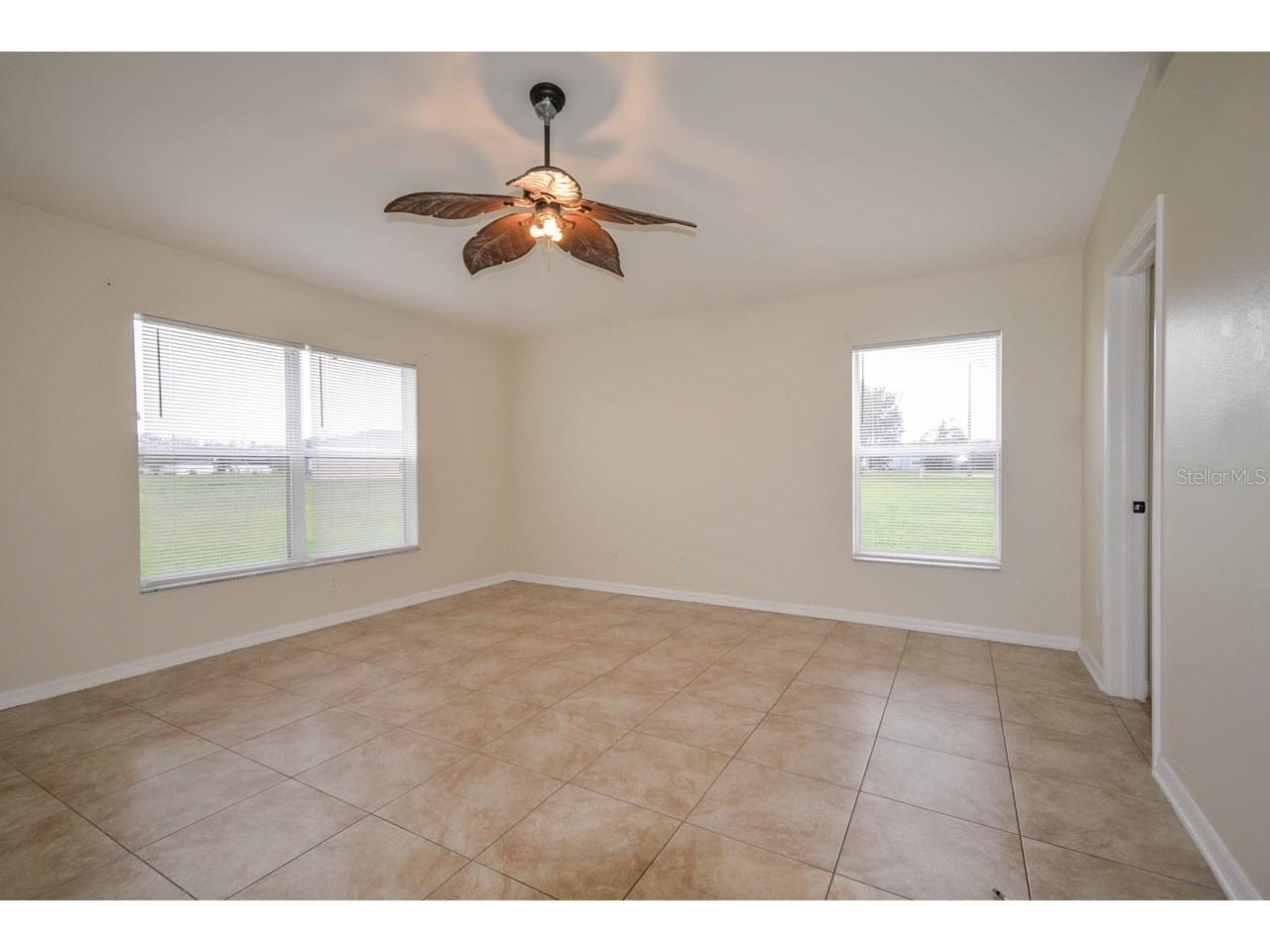 1607 Avondale Ridge Drive Plant City FL 33567 TB8512768 image12
