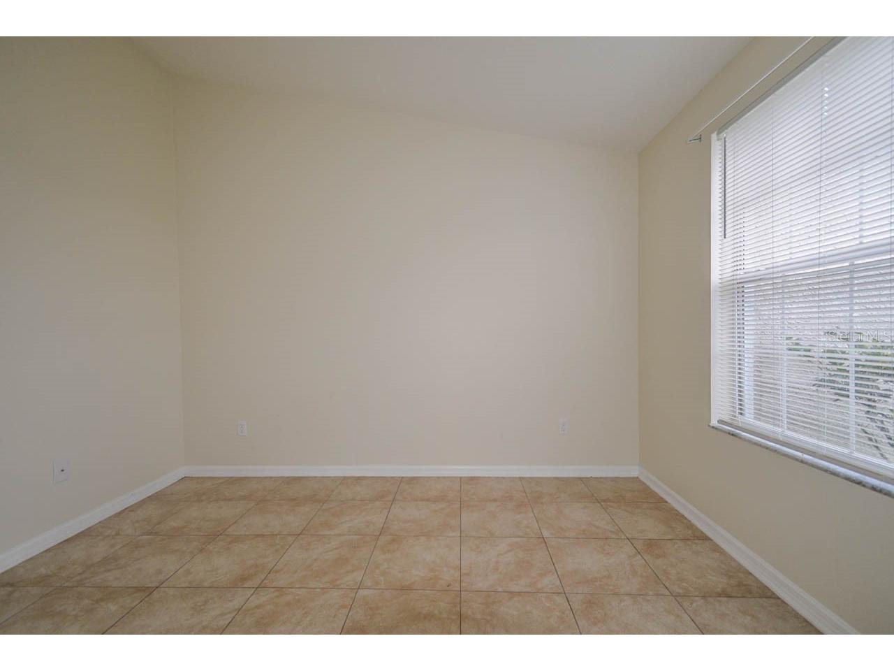 1607 Avondale Ridge Drive Plant City FL 33567 TB8512768 image5