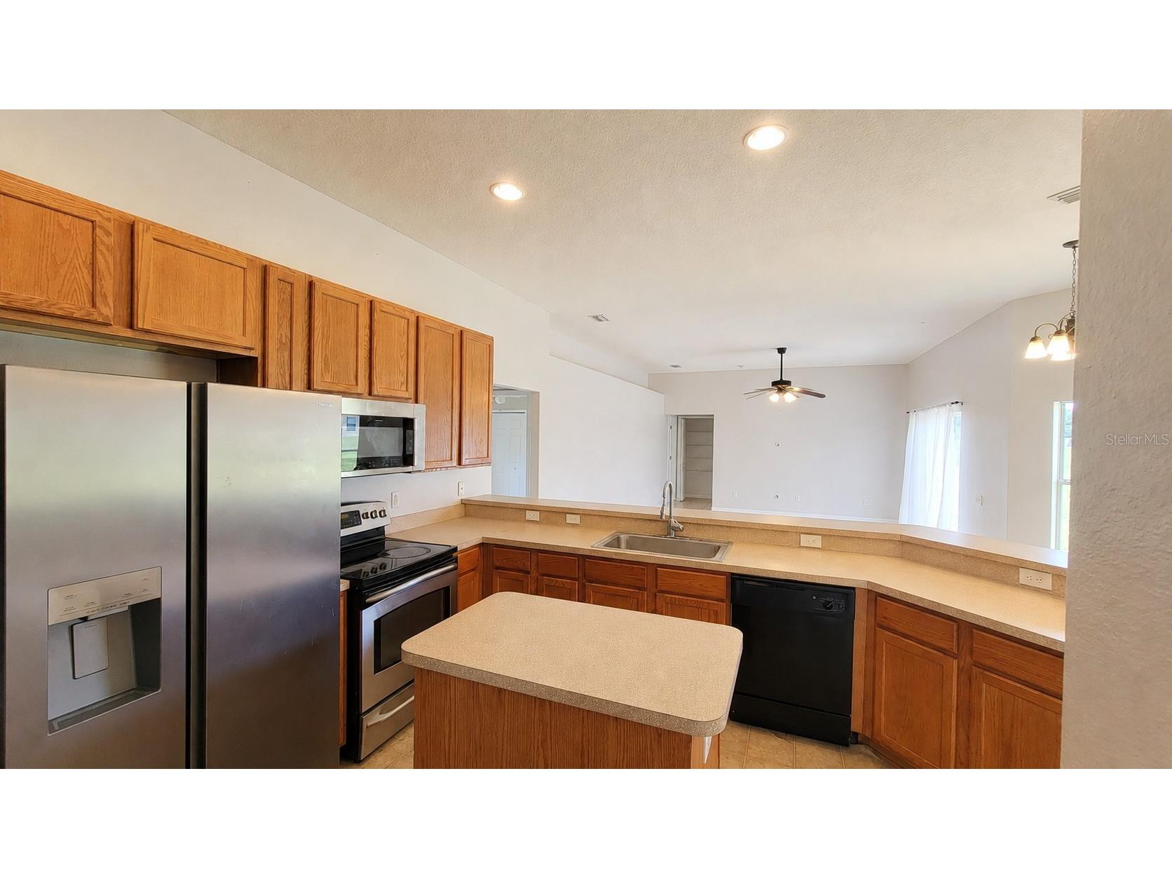 1607 Avondale Ridge Drive Plant City FL 33567 TB8512768 image7
