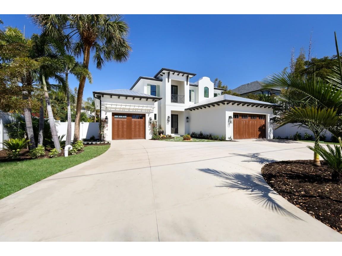 1607 Bay Road Sarasota FL 34239 A4600625 image1