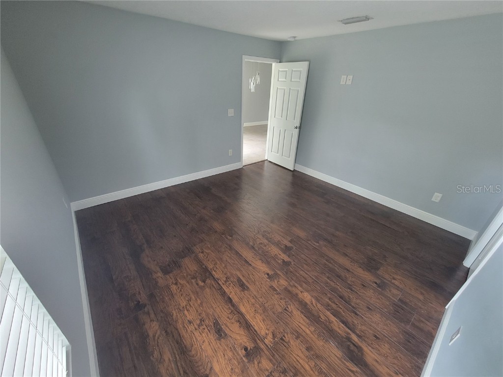 1607 E Linebaugh Ave Tampa FL 33612 TB8453398 image20