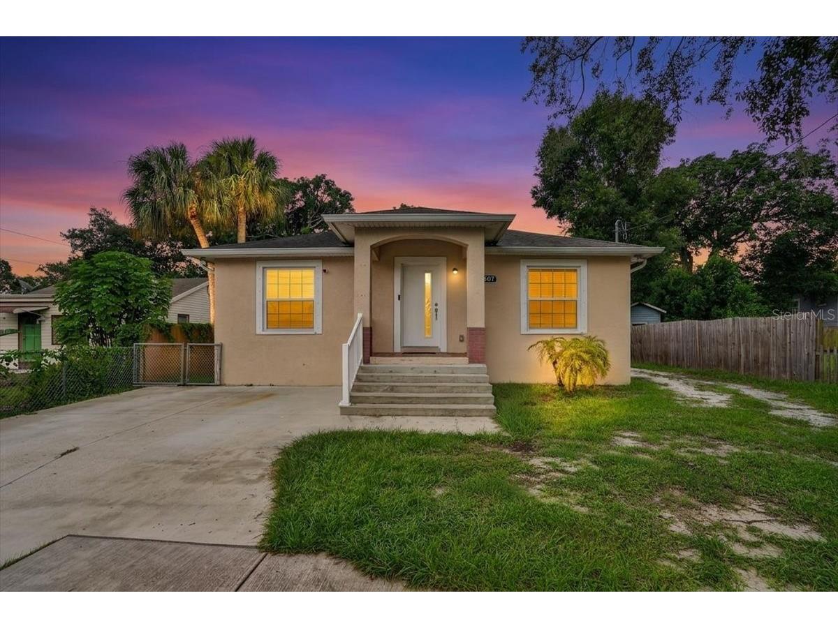 1607 E Linebaugh Avenue Tampa FL 33612 TB8522341 image1