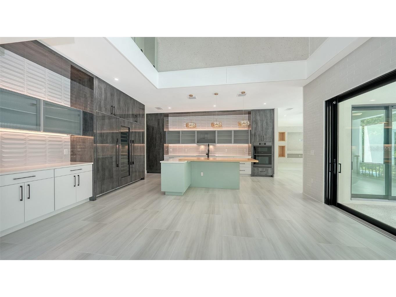 1607 Flower Drive Sarasota FL 34239 A4653737 image24