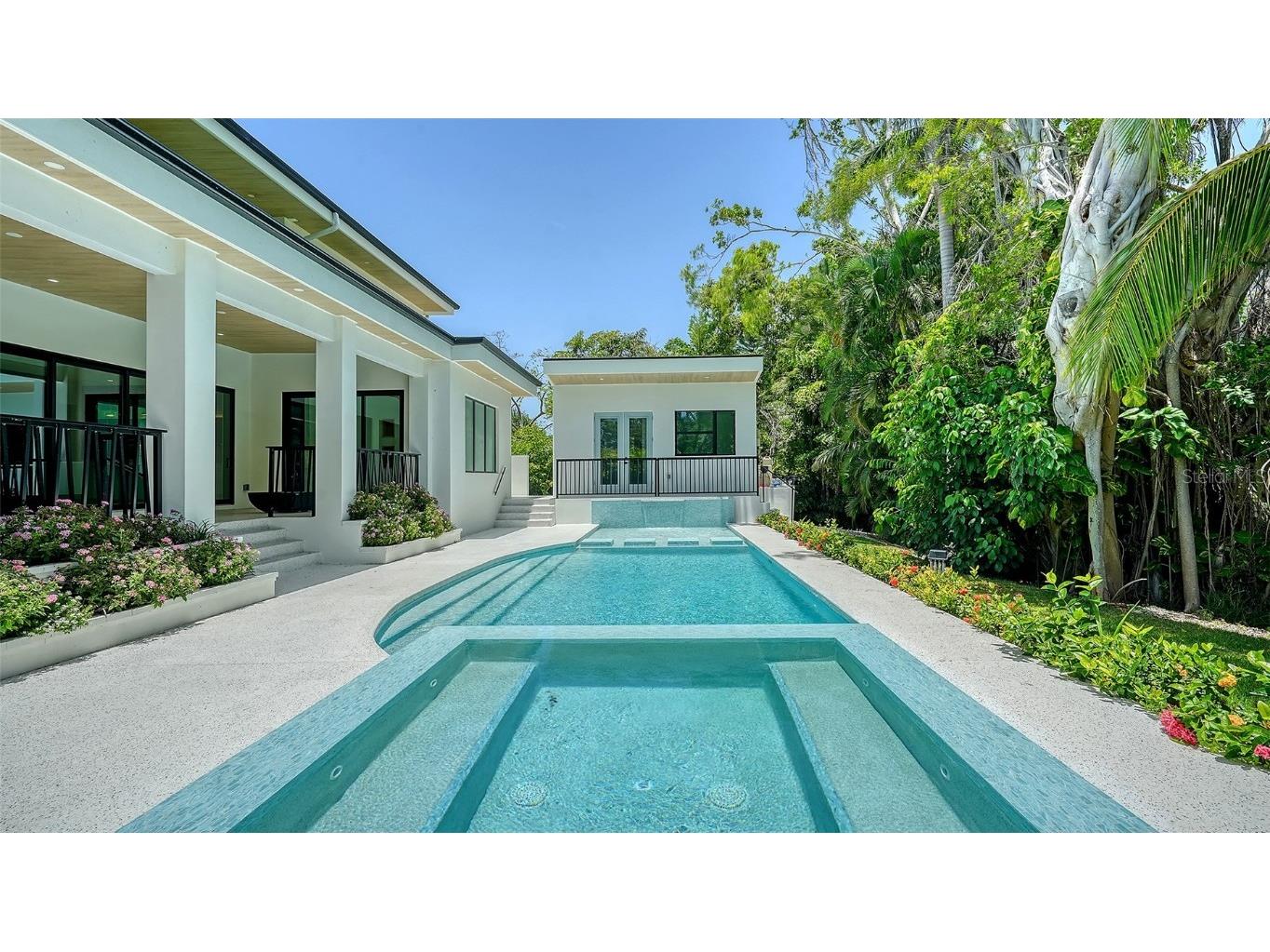 1607 Flower Drive Sarasota FL 34239 A4653737 image61