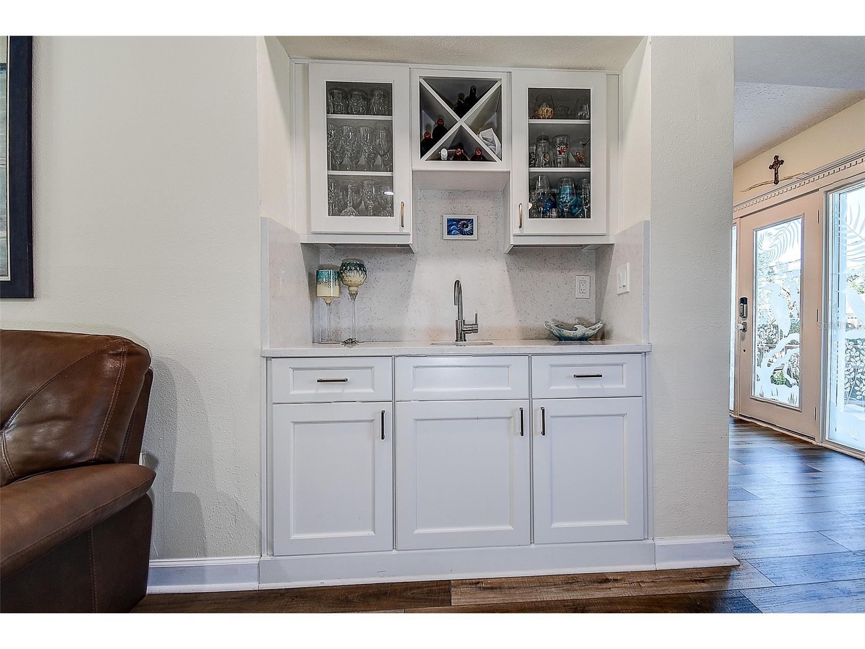 1607 Gulf Road Tarpon Springs FL 34689 W7883452 image12