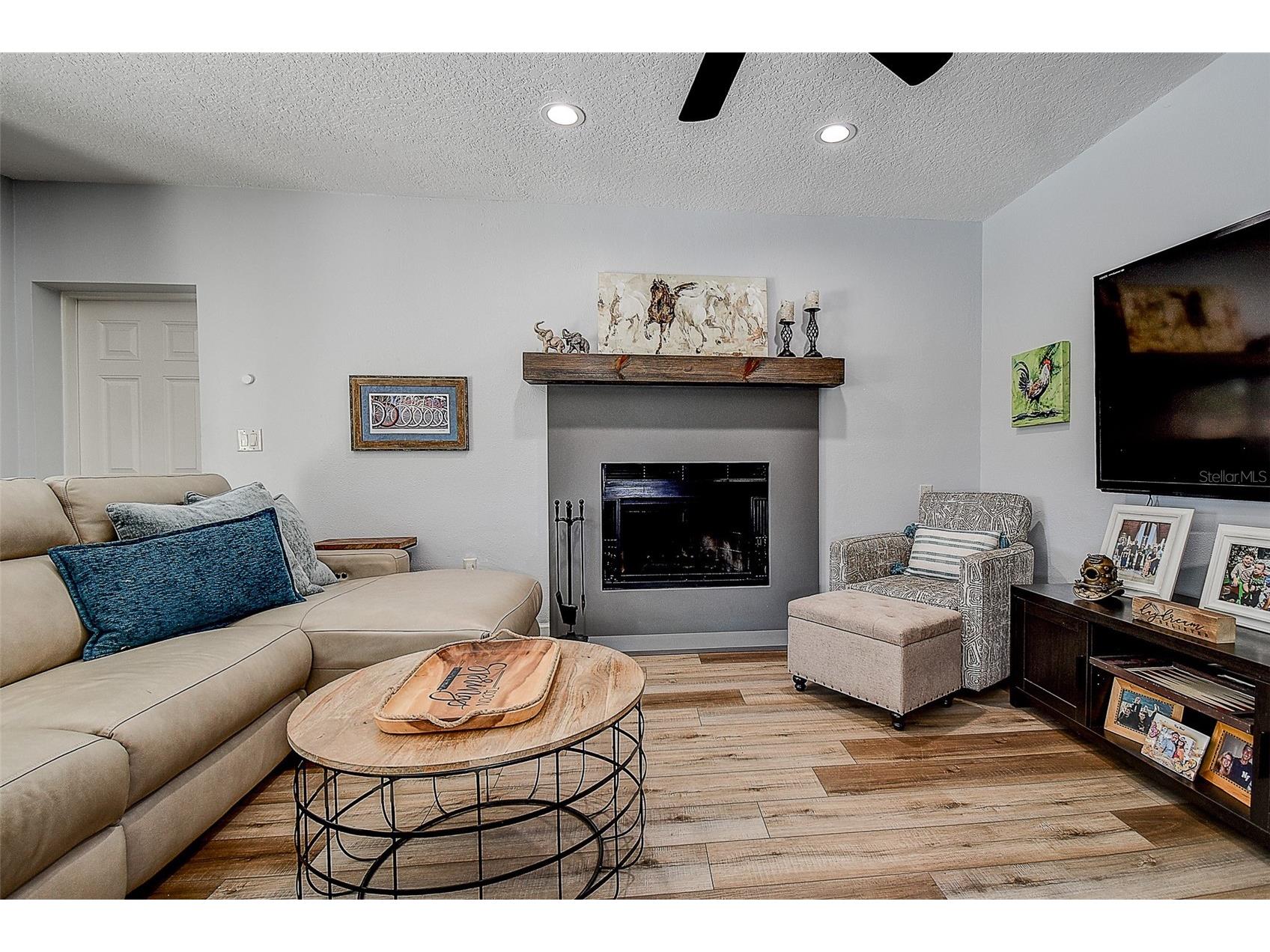 1607 Gulf Road Tarpon Springs FL 34689 W7883452 image23
