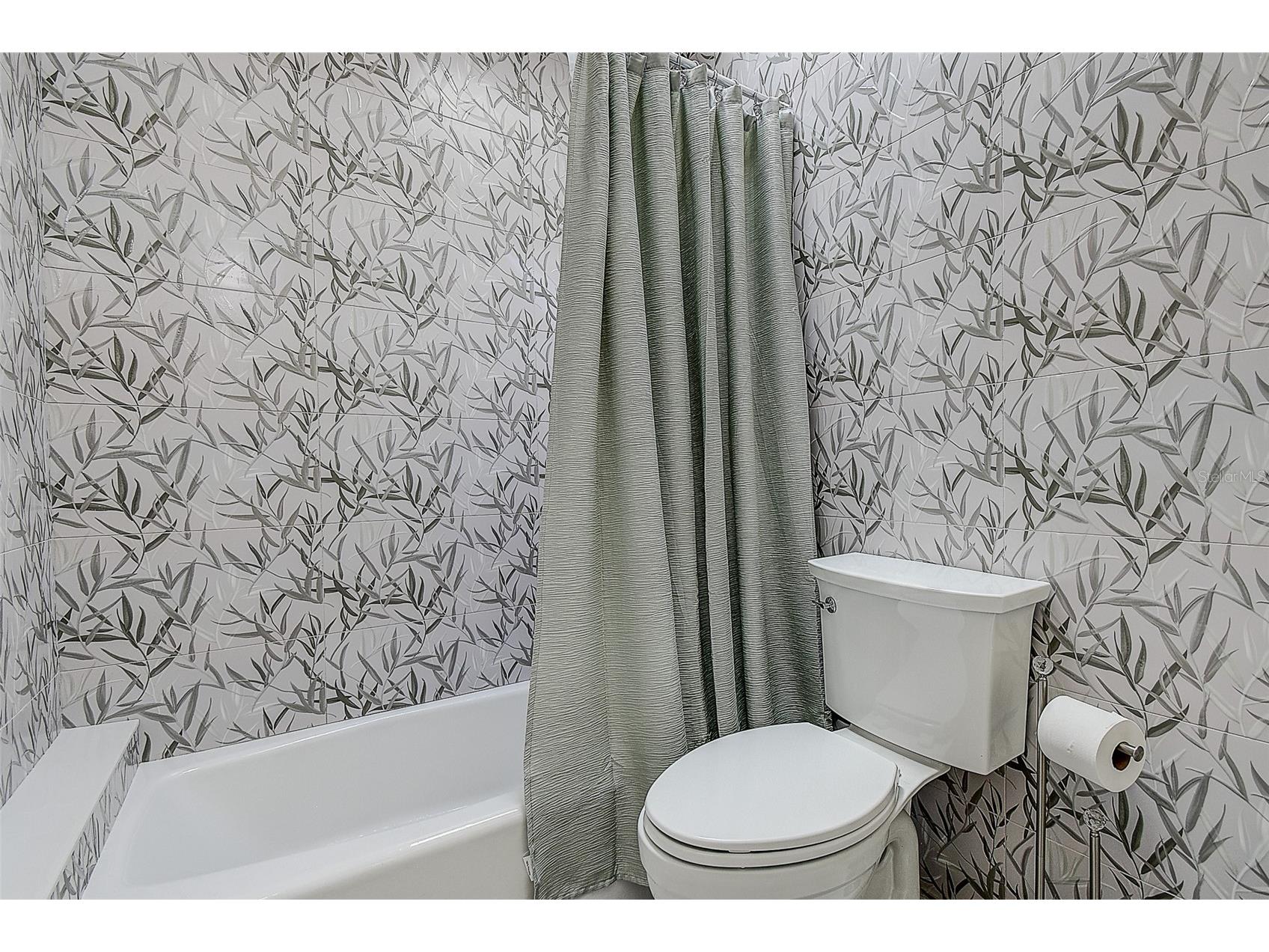 1607 Gulf Road Tarpon Springs FL 34689 W7883452 image33