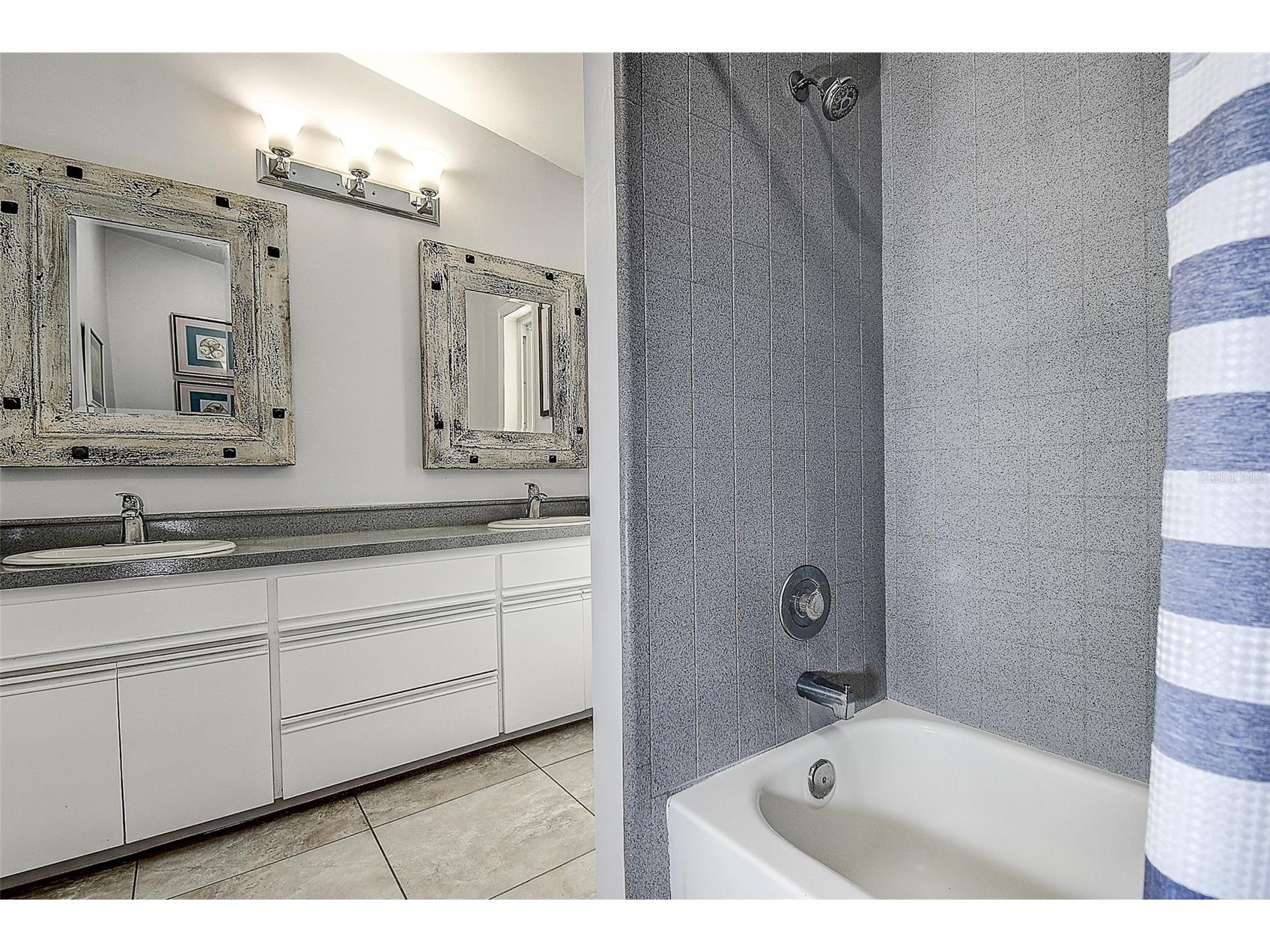 1607 Gulf Road Tarpon Springs FL 34689 W7883452 image49