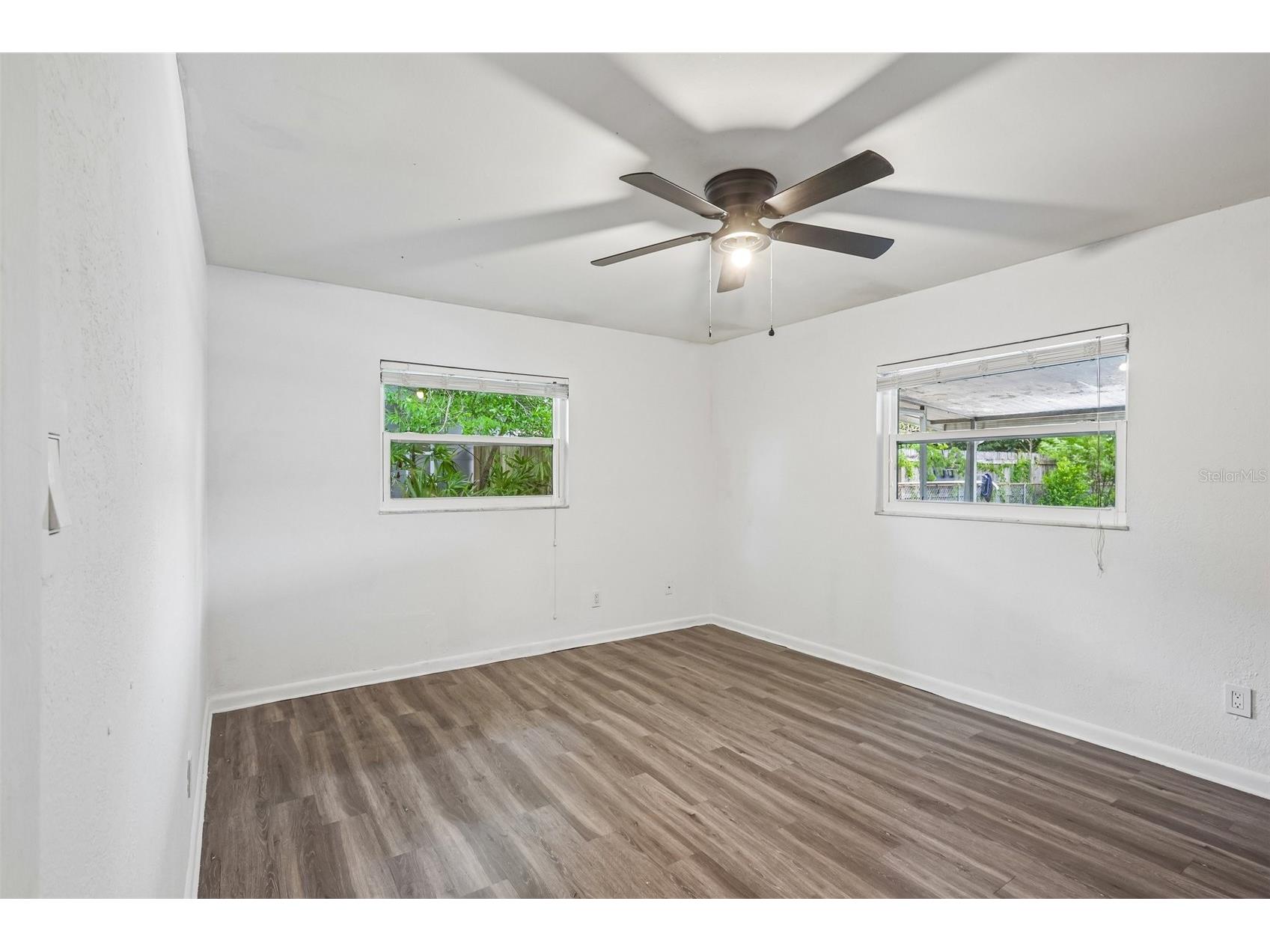 1607 Lark Lane Brandon FL 33510 TB8508771 image30