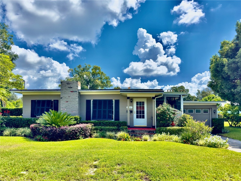 1607 N Bumby Avenue Orlando FL 32803 - LAKE UNDERHILL O6242465 image1