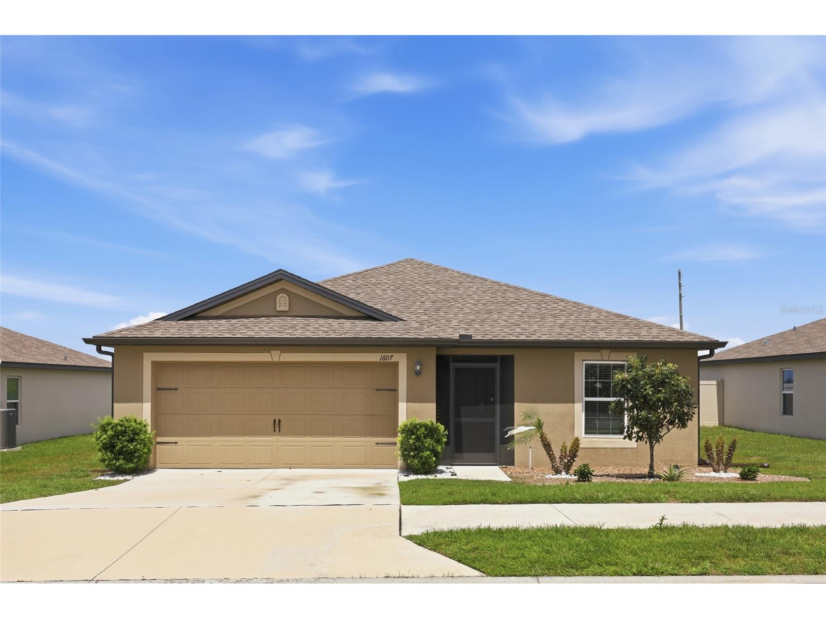 1607 Swan Lake Circle Dundee FL 33838 O6399170 image1