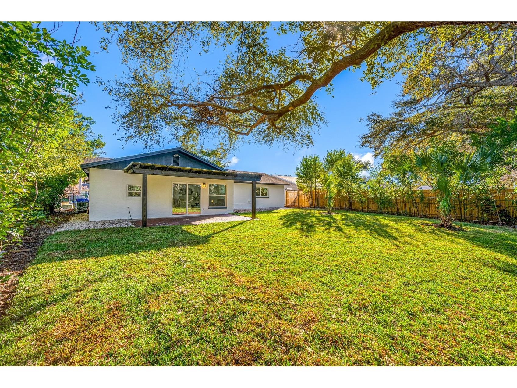 1608 Amberlea Drive N Dunedin FL 34698 TB8473169 image37