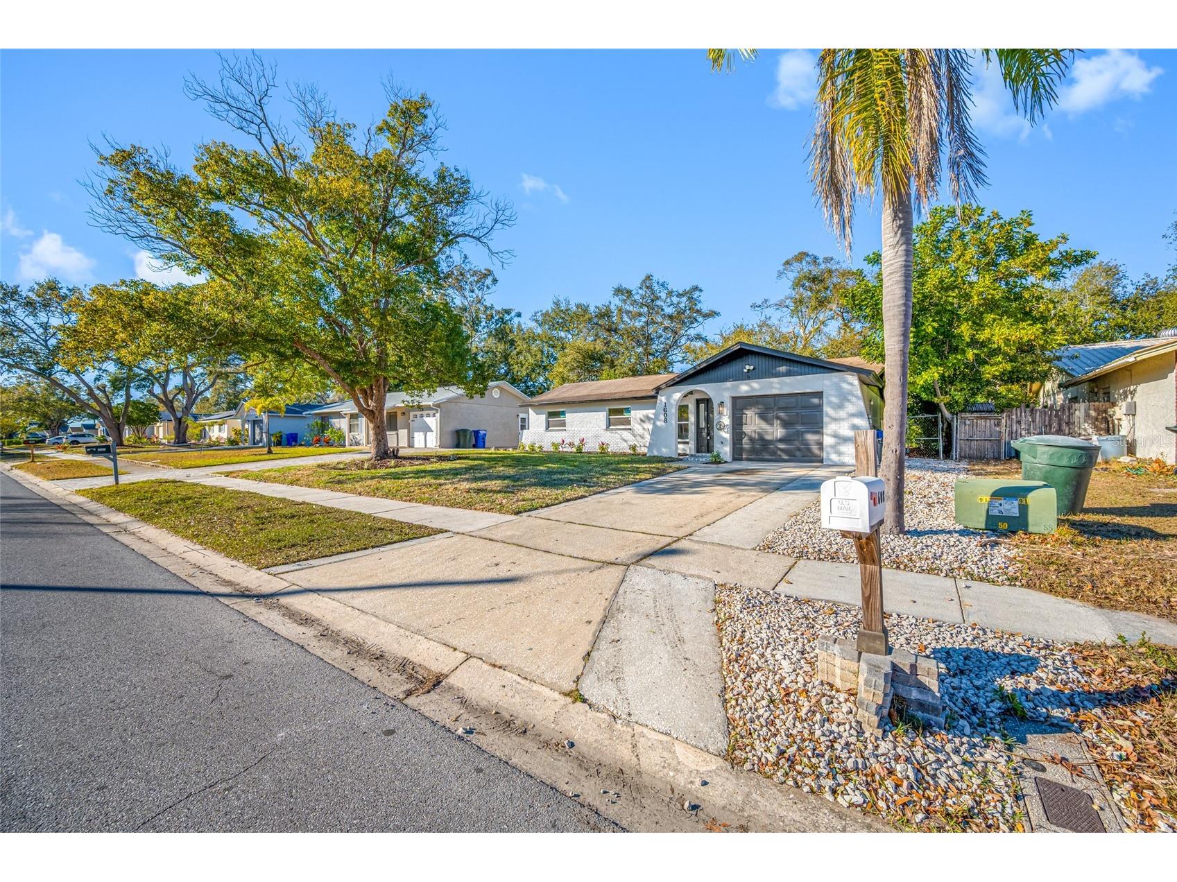 1608 Amberlea Drive N Dunedin FL 34698 TB8473169 image45
