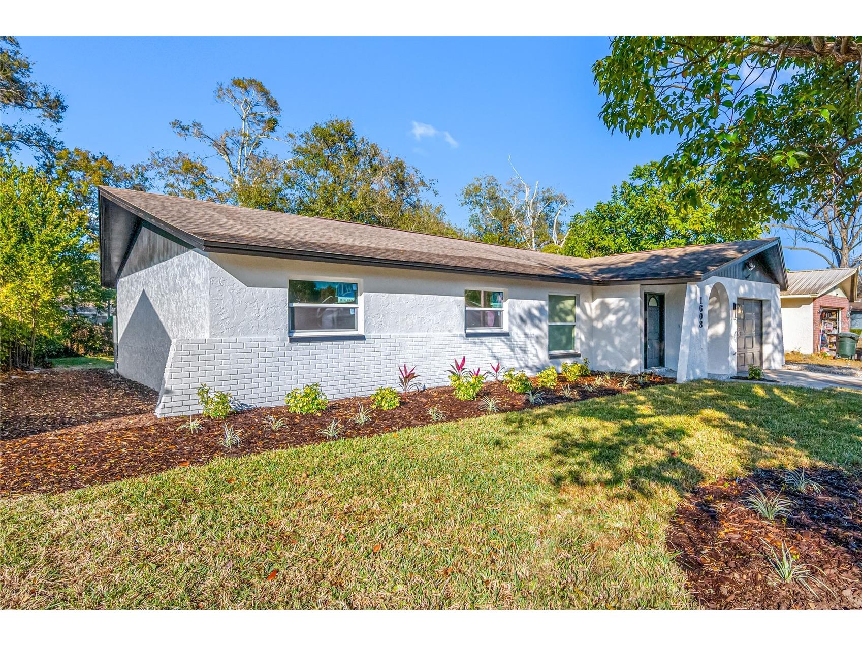 1608 Amberlea Drive N Dunedin FL 34698 TB8473169 image46