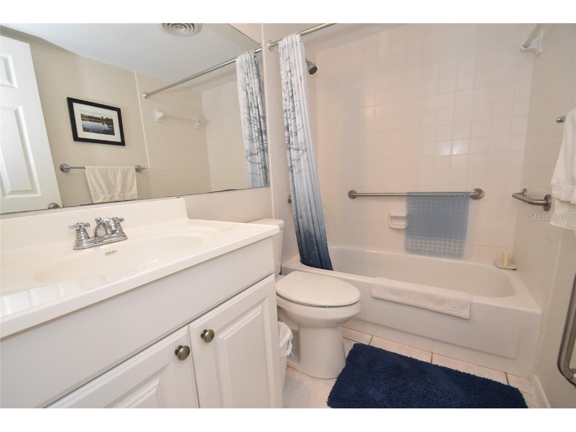 1608 Bayhouse Point Drive #GL304 Sarasota FL 34231 A4618835 image14