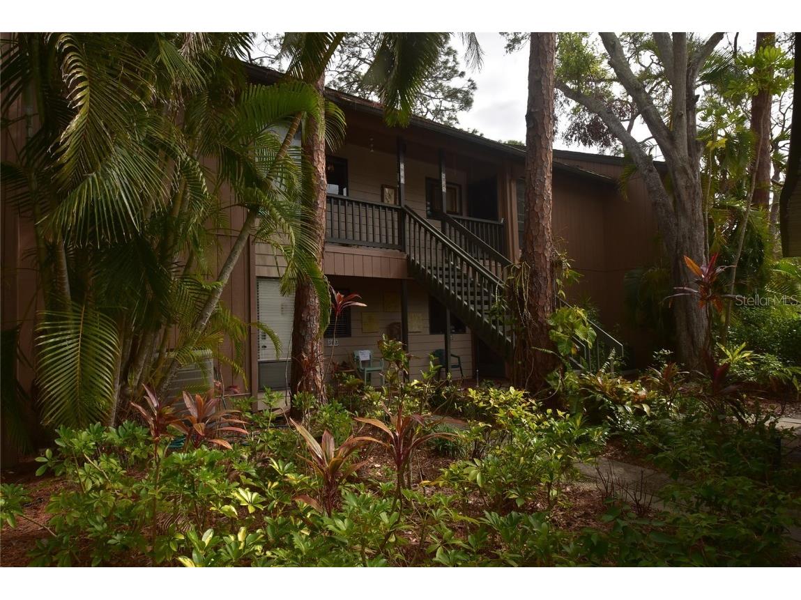 1608 Bayhouse Point Drive #GL304 Sarasota FL 34231 A4618835 image5