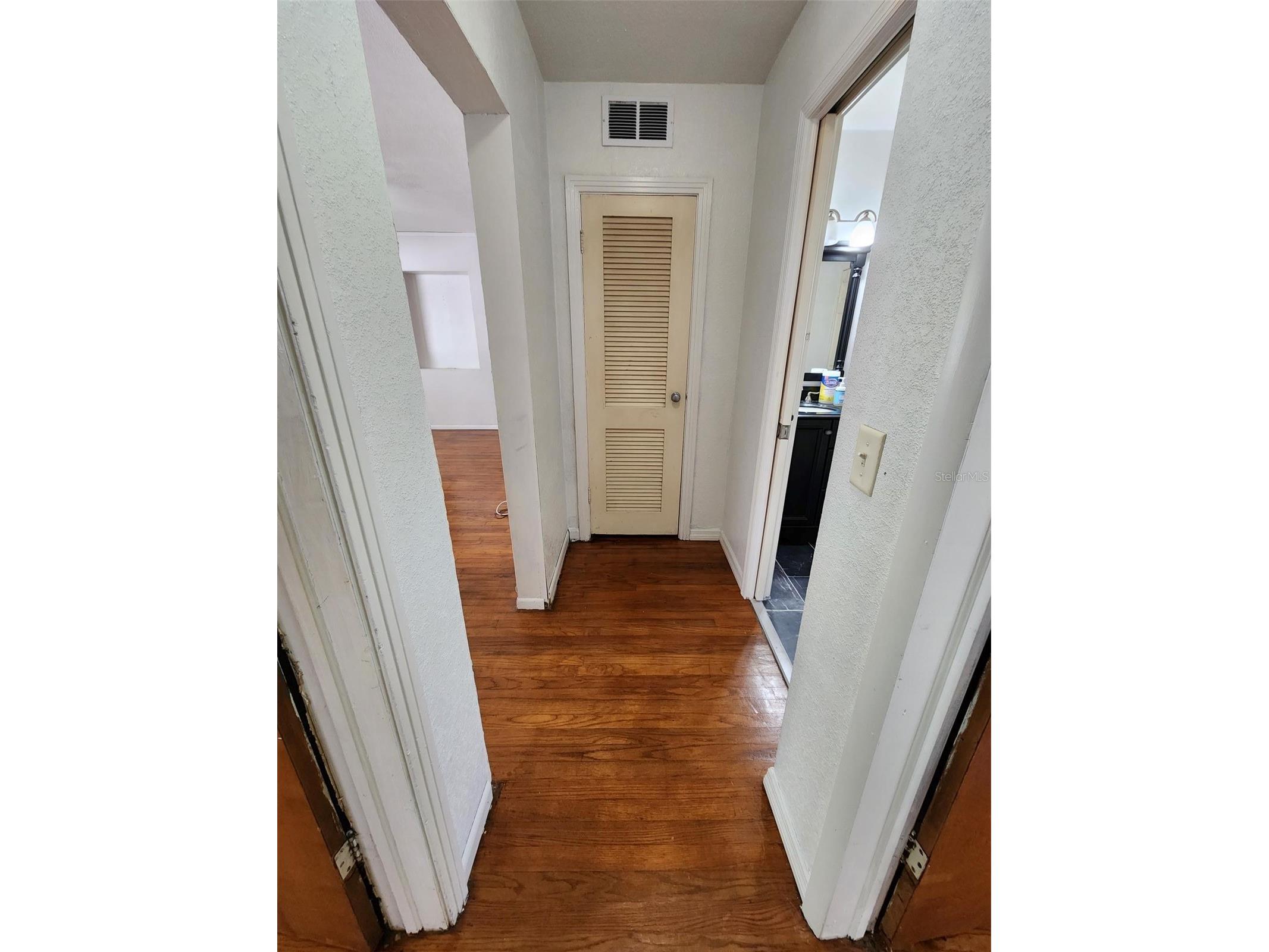 1608 Edna Avenue Largo FL 33770 TB8509013 image35
