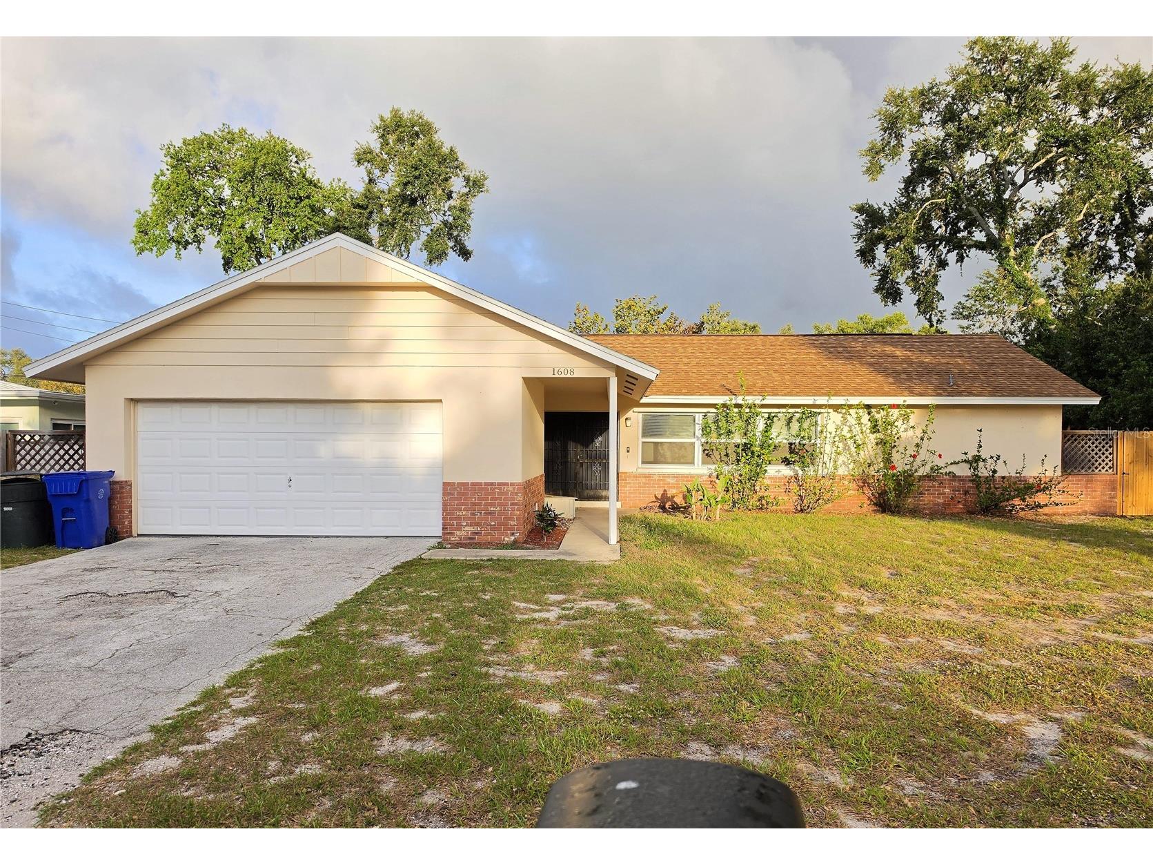 1608 San Roy Drive Dunedin FL 34698 R4911081 image1