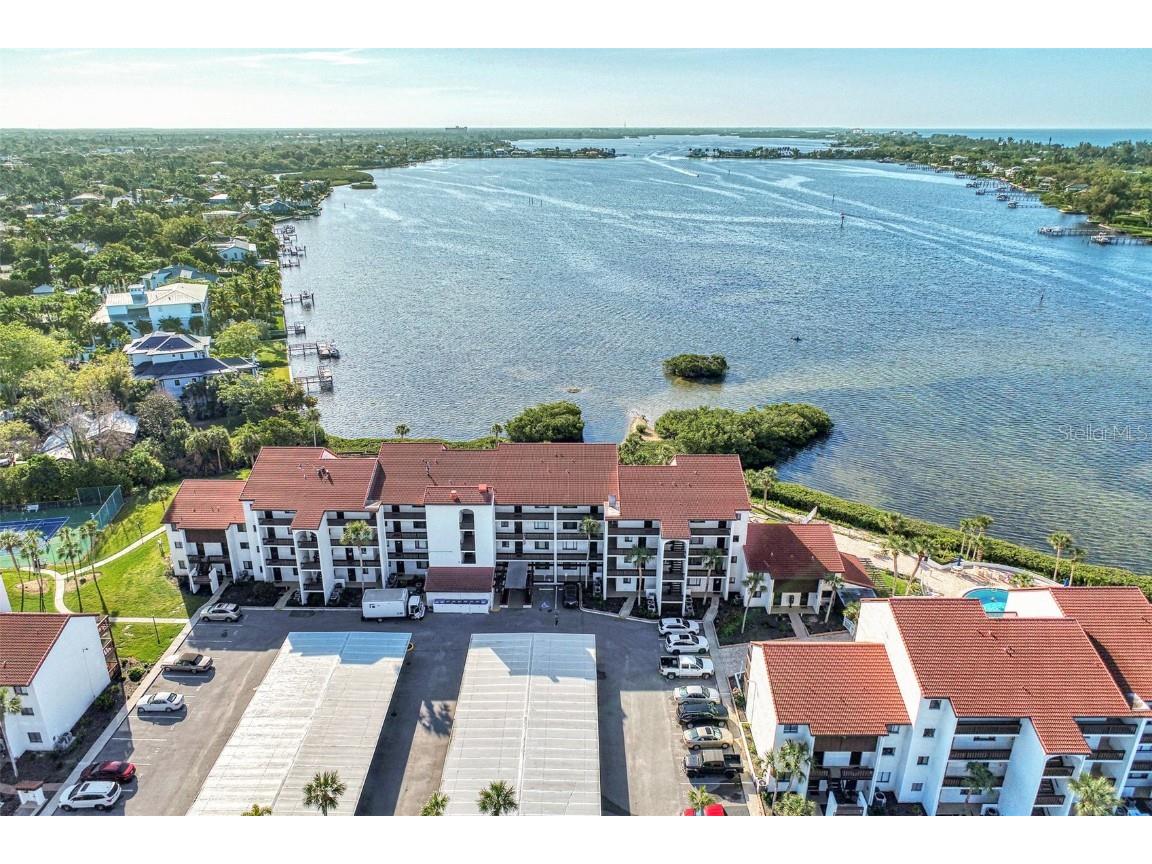 1608 Stickney Point Road #101 Sarasota FL 34231 A4603169 image1