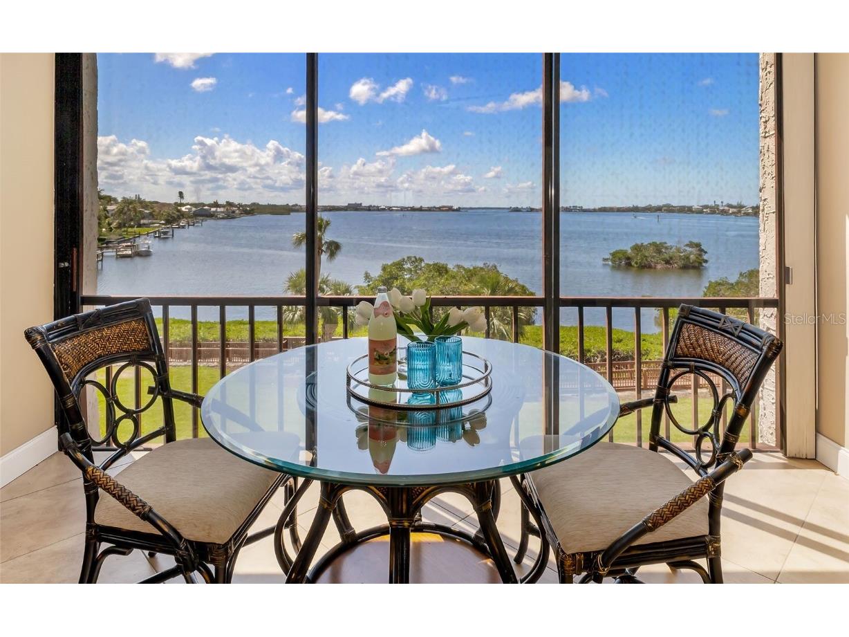 1608 Stickney Point Road #304 Sarasota FL 34231 - LITTLE SARASOTA BAY A4653151 image1