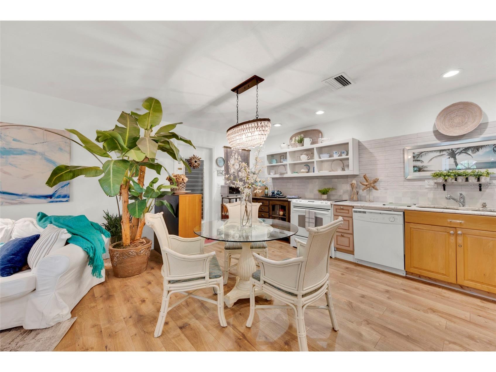 1608 Whitebridge Drive #B Palm Harbor FL 34684 TB8512823 image11