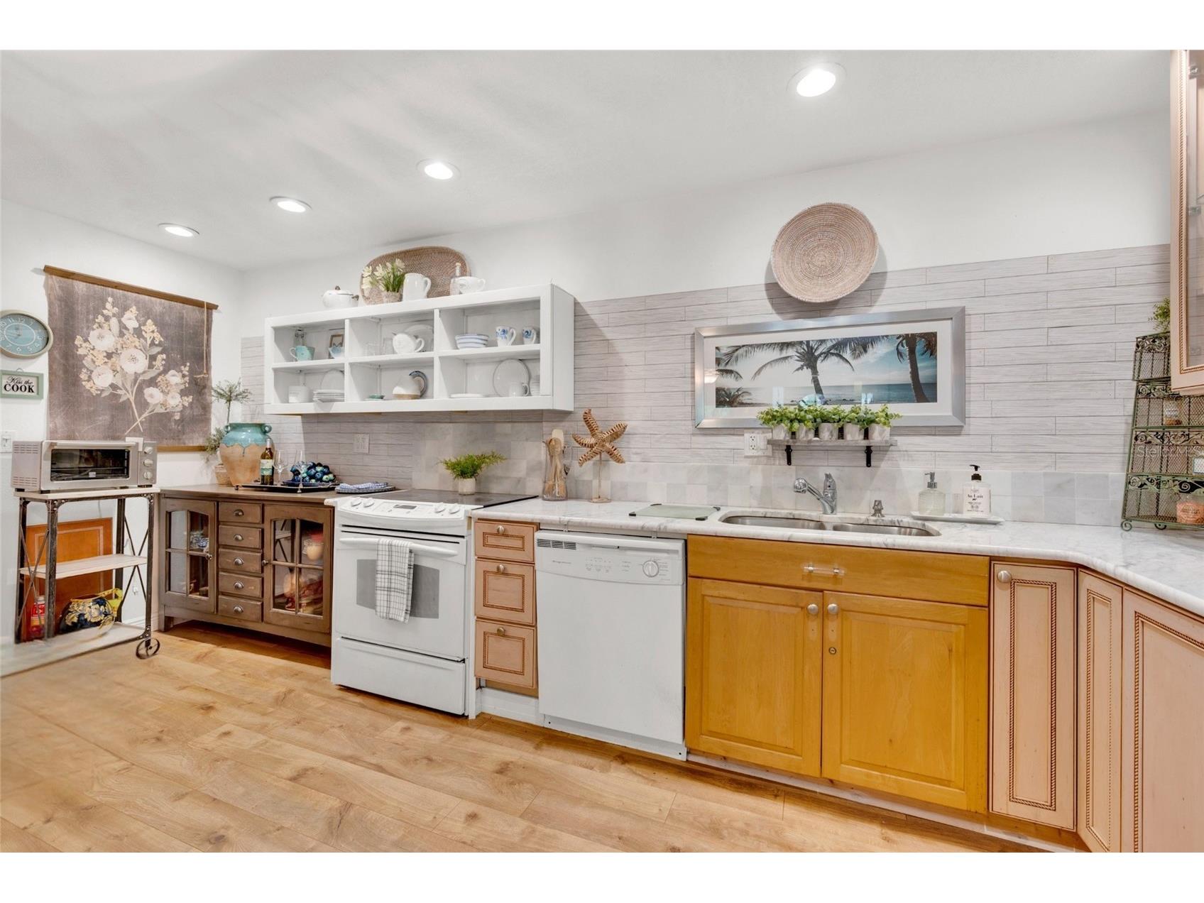 1608 Whitebridge Drive #B Palm Harbor FL 34684 TB8512823 image13