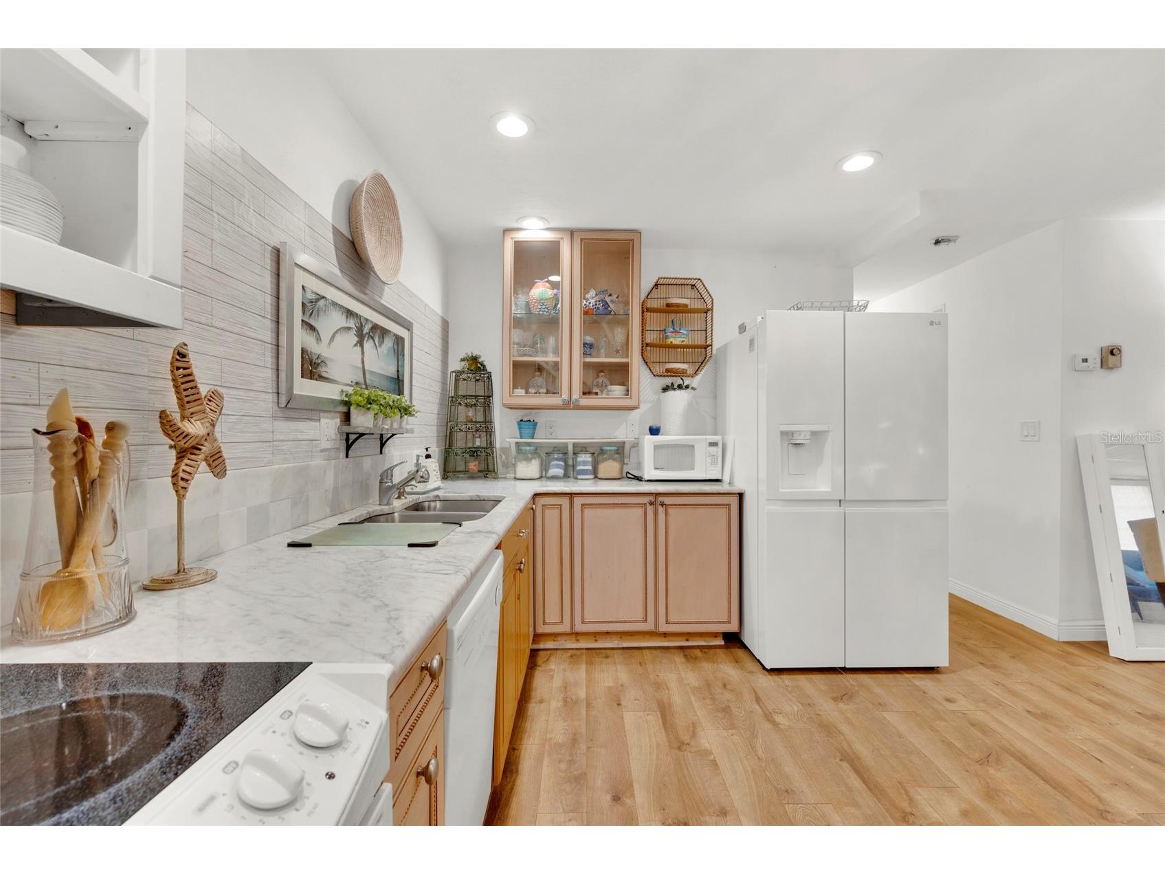 1608 Whitebridge Drive #B Palm Harbor FL 34684 TB8512823 image14
