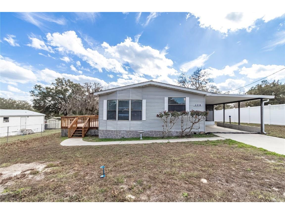 16088 SE 15th Street Ocklawaha FL 32179 U8189749 image1