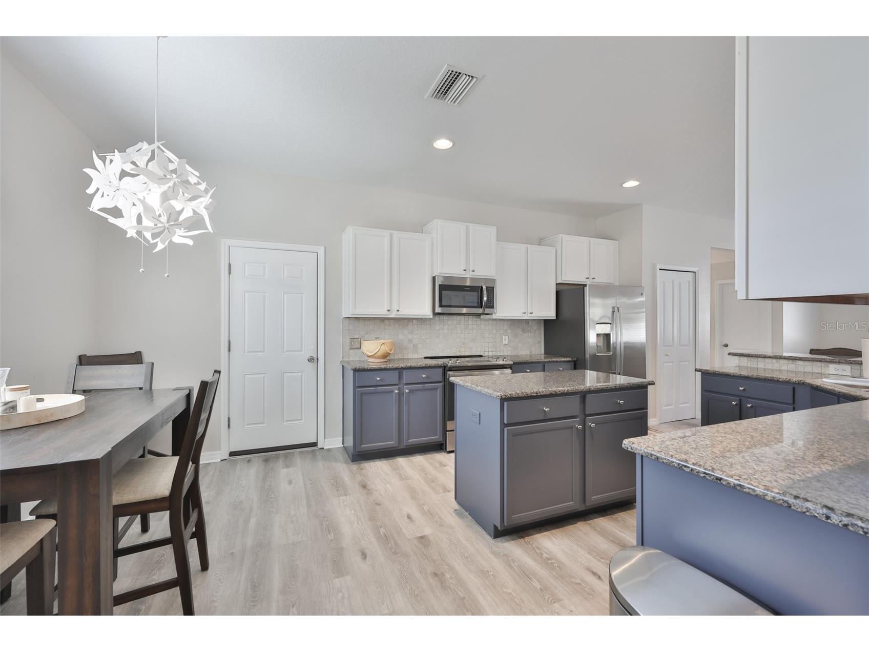 1609 Bonita Bluff Court Ruskin FL 33570 TB8481856 image19