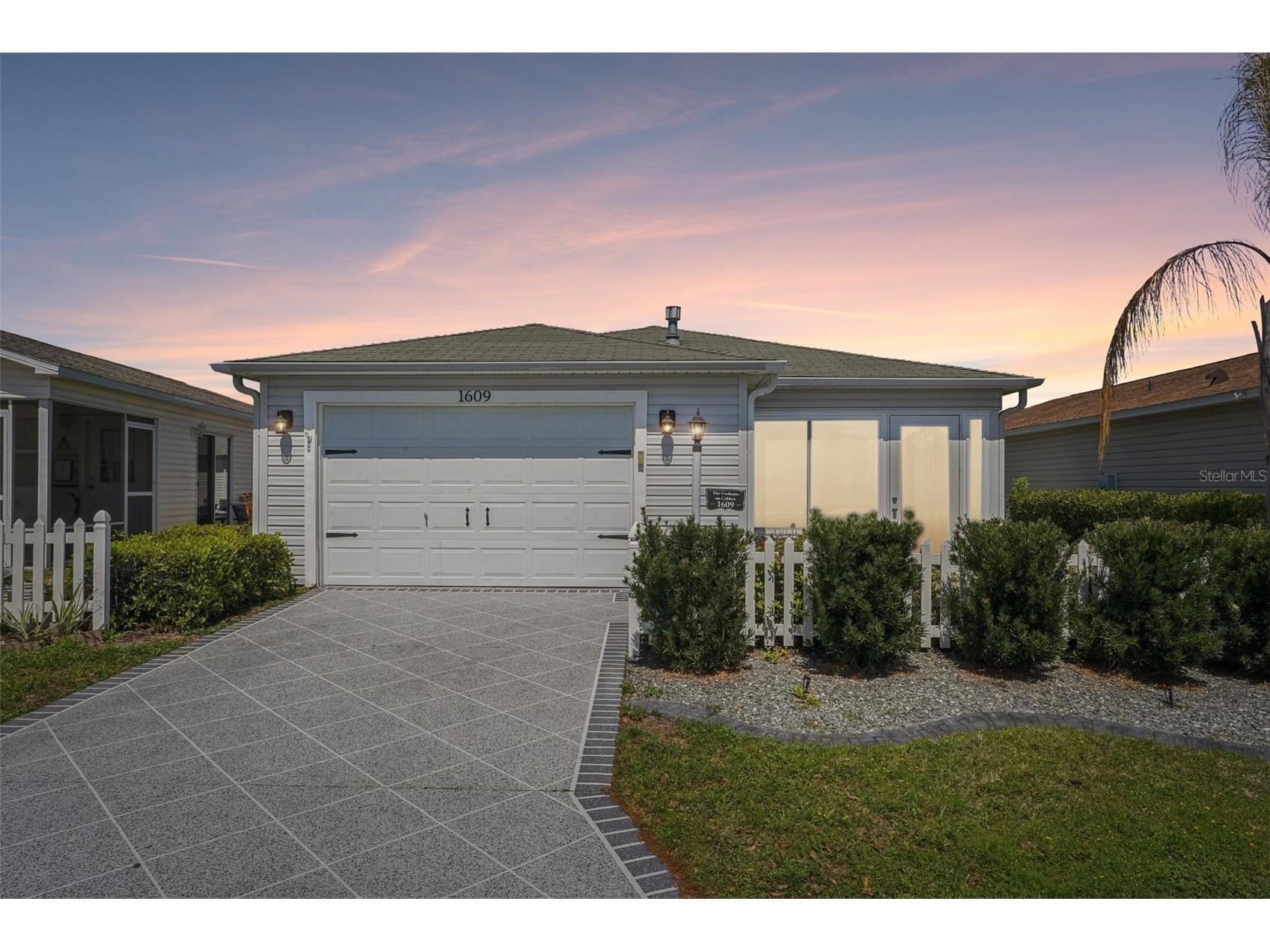 1609 Gibbes Way The Villages FL 32162 O6391575 image1