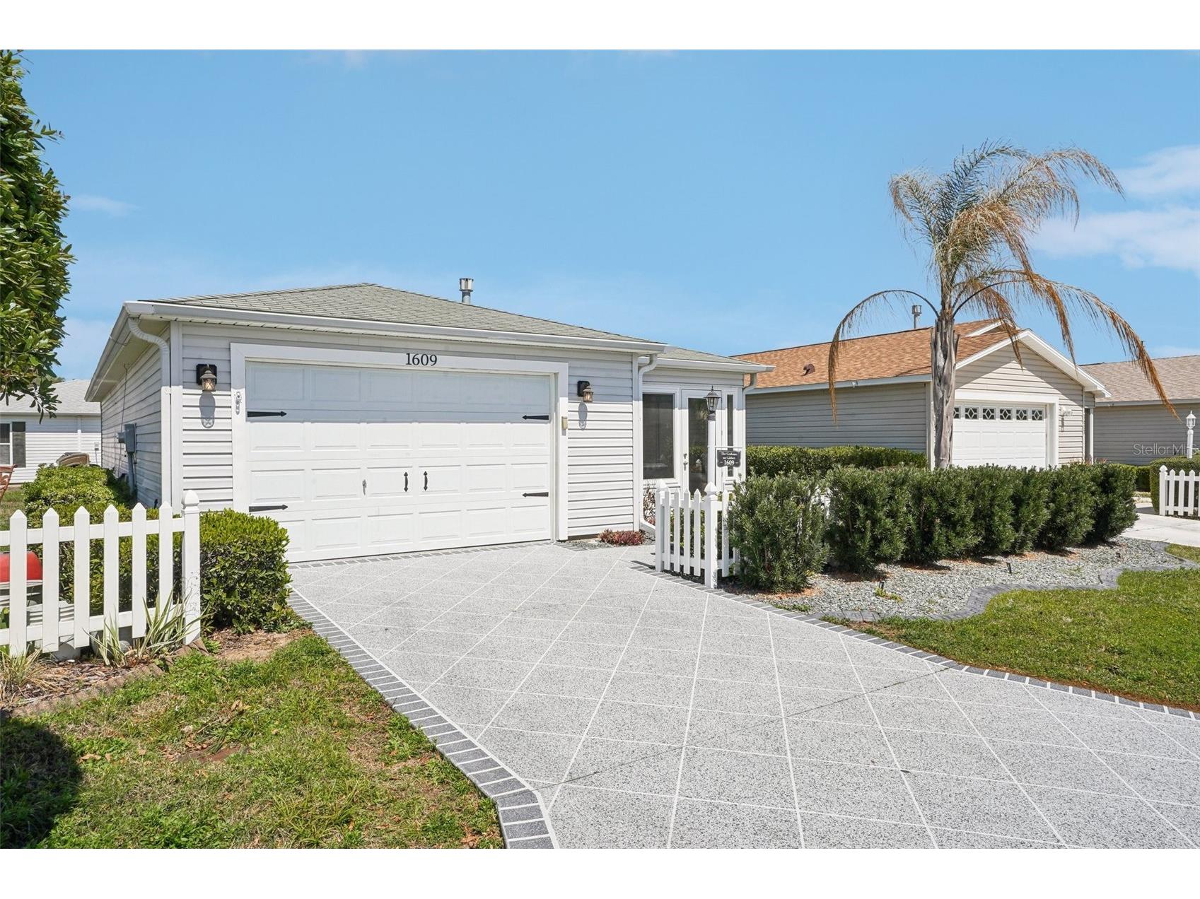 1609 Gibbes Way The Villages FL 32162 O6391575 image2