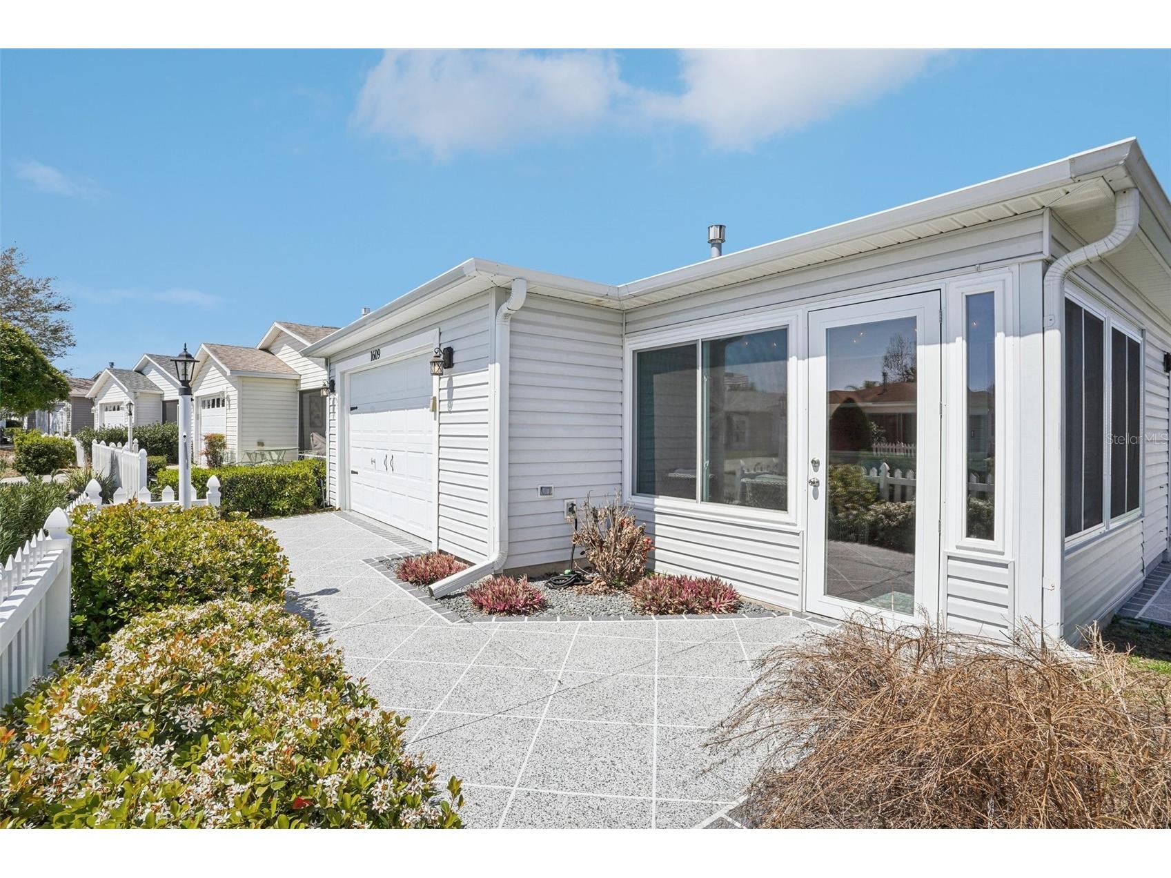 1609 Gibbes Way The Villages FL 32162 O6391575 image3