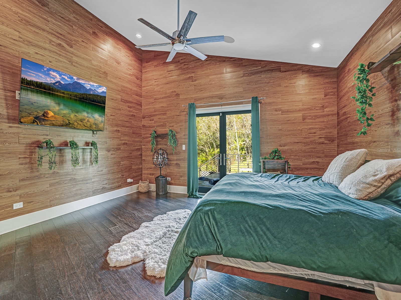 1609 Hampton Court Safety Harbor FL 34695 TB8462902 image26