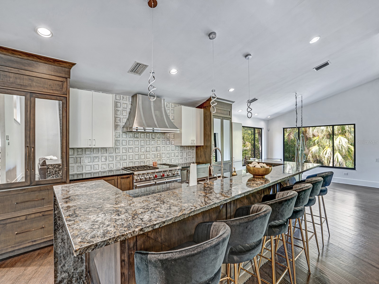 1609 Hampton Court Safety Harbor FL 34695 TB8462902 image59