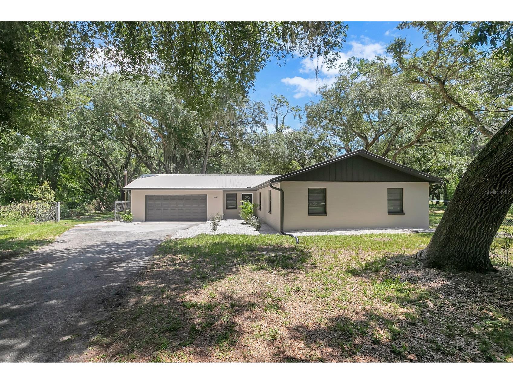 1609 Itchepackesassa Drive Lakeland FL 33810 TB8532384 image1