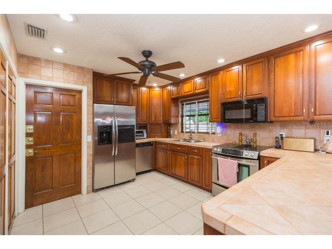 1609 Oakmont Drive Brandon FL 33511 TB8442622 image12