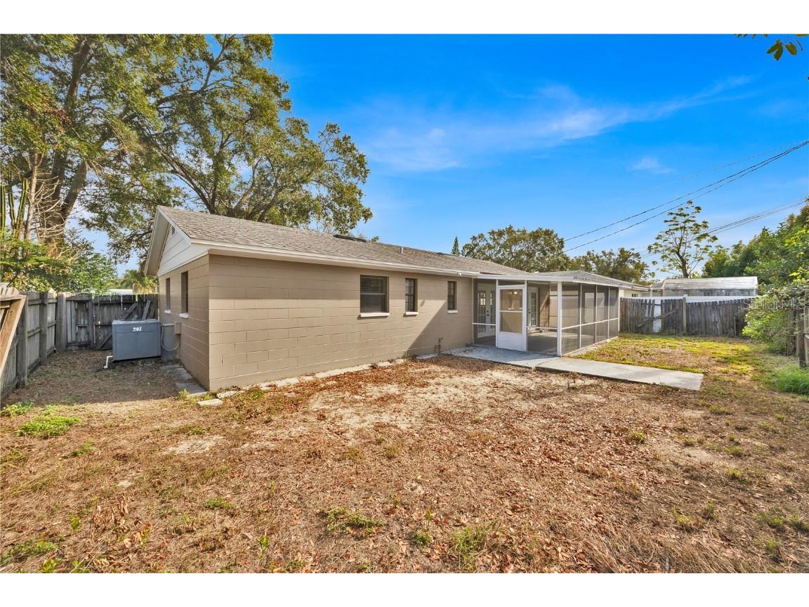 1609 Seneca Avenue Lakeland FL 33801 P4937323 image27