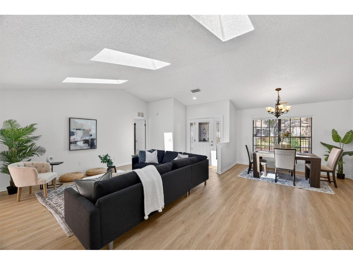 1609 Shady Leaf Drive Valrico FL 33596 TB8453780 image11