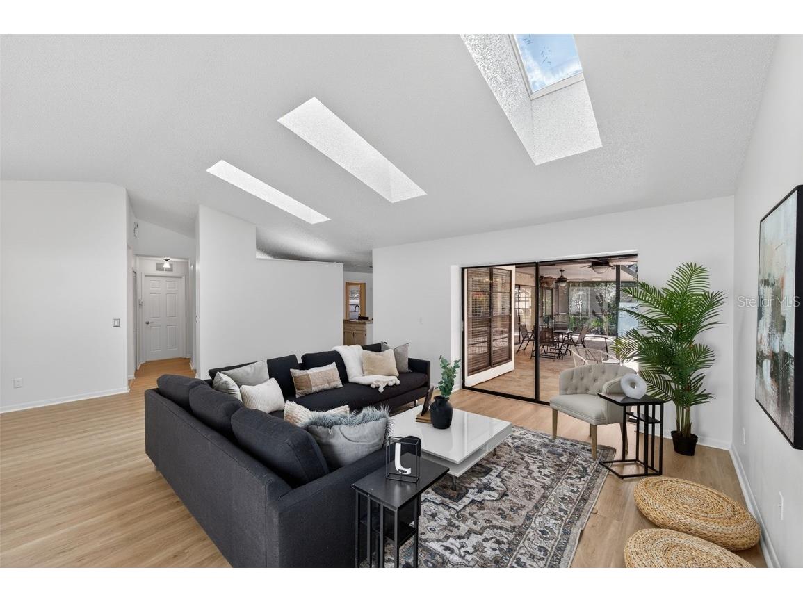 1609 Shady Leaf Drive Valrico FL 33596 TB8453780 image12