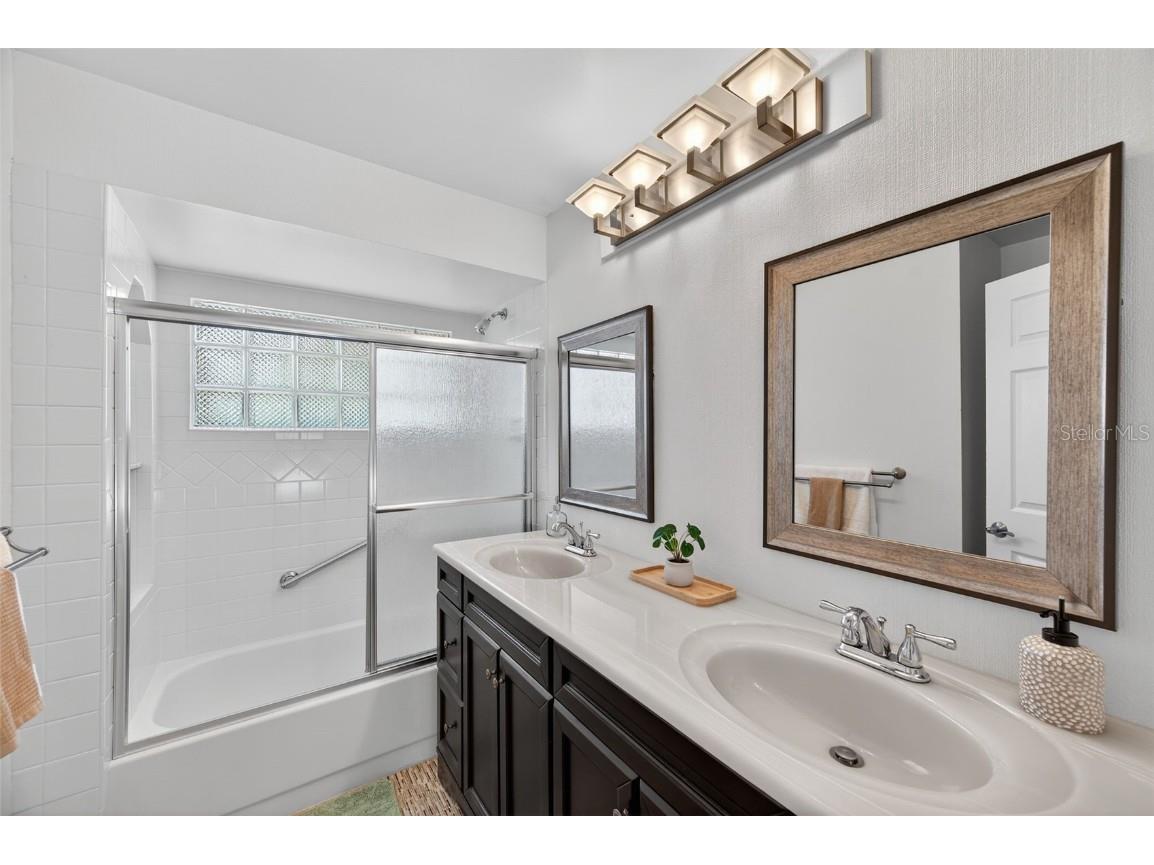 1609 Shady Leaf Drive Valrico FL 33596 TB8453780 image45