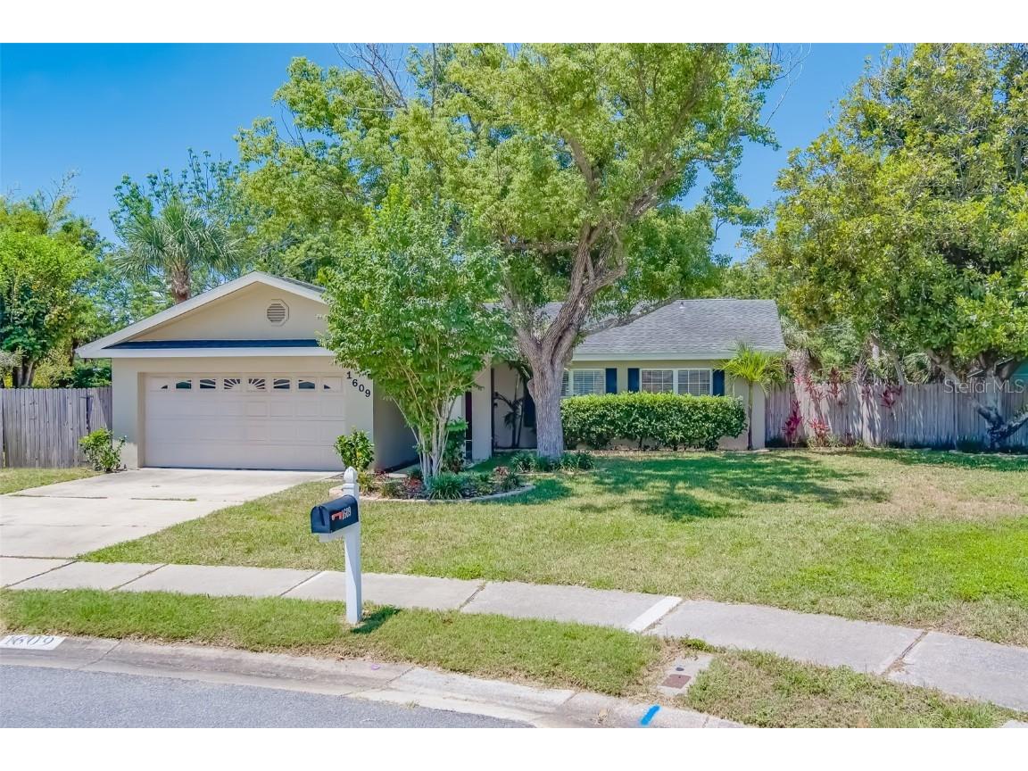 1609 Summit Way Dunedin FL 34698 TB8406723 image1