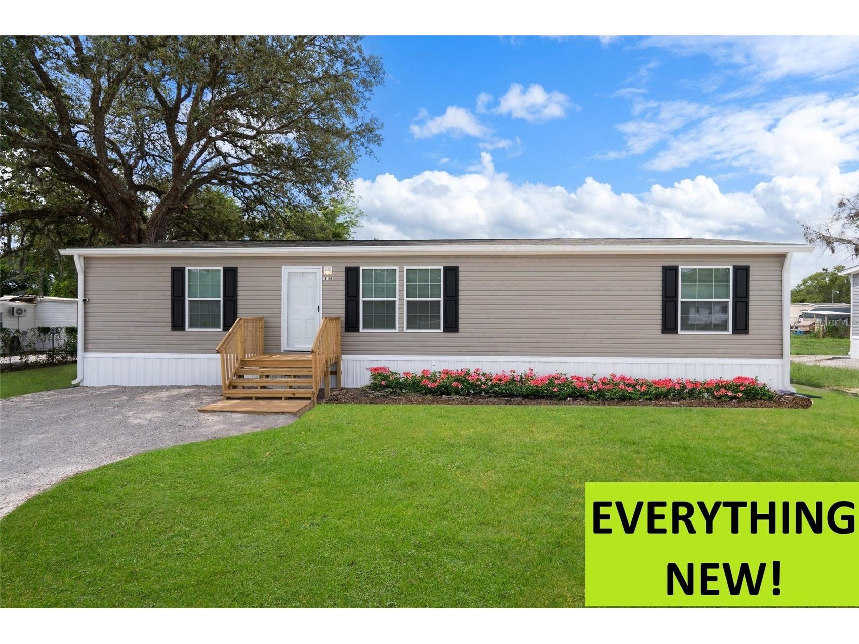 16092 Naples Street Brooksville FL 34604 W7878449 image1