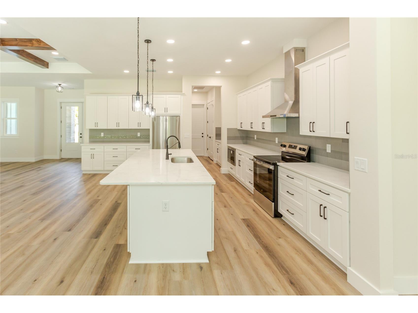 16098 Mellon Road Weeki Wachee FL 34614 W7887563 image18