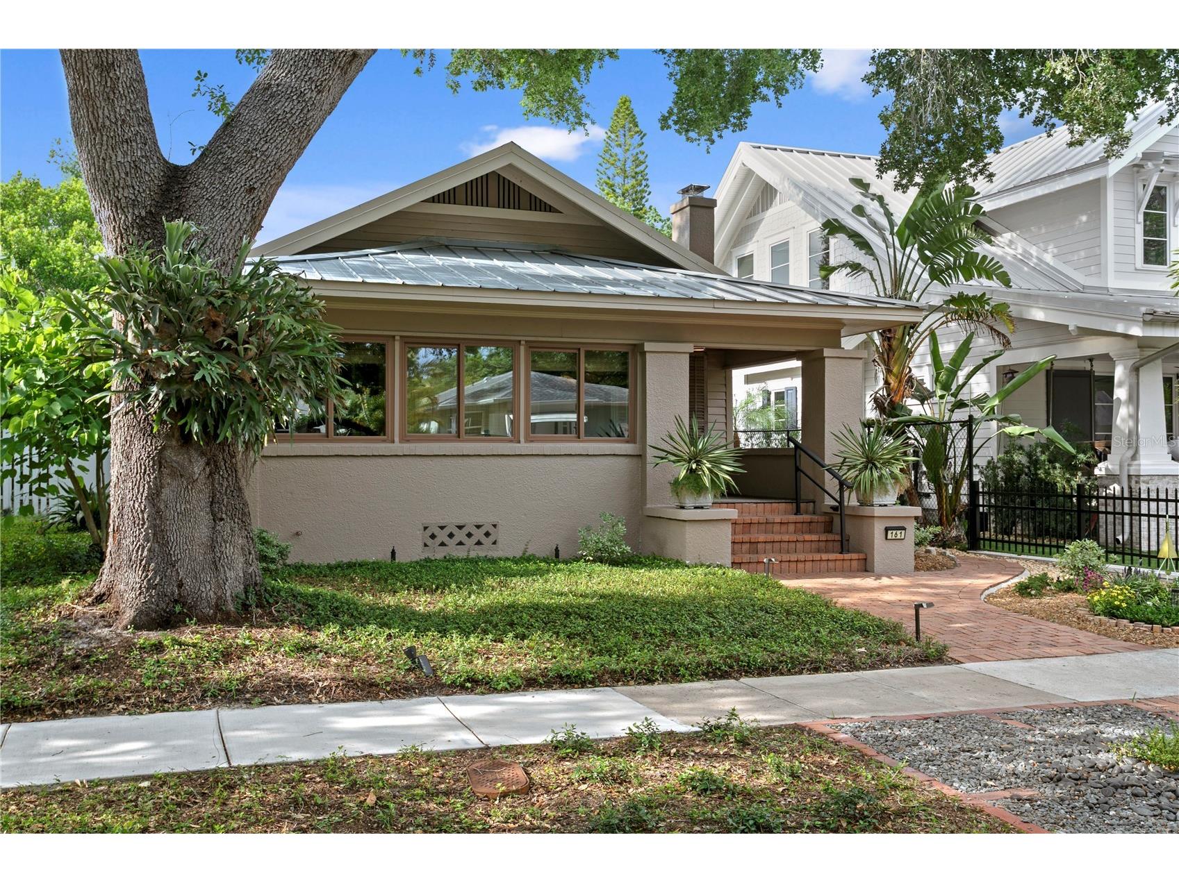 161 15th Avenue NE Saint Petersburg FL 33704 TB8509698 image1