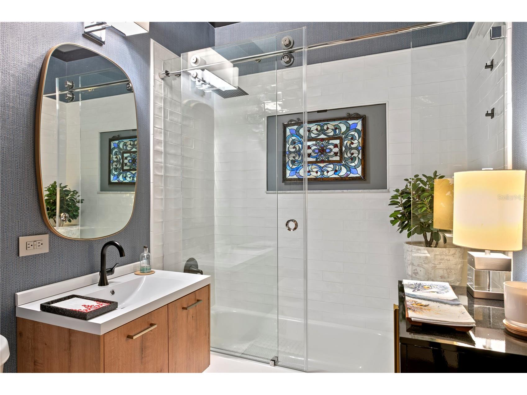 161 15th Avenue NE Saint Petersburg FL 33704 TB8509698 image39